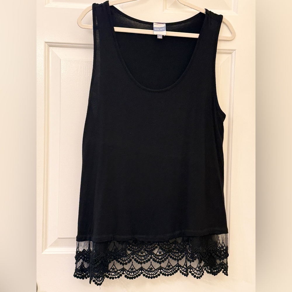 Elegant Black Lace Trim Tank Top